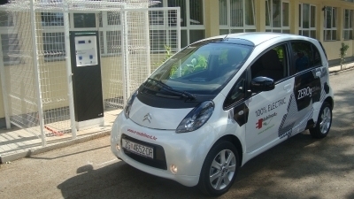 Otvorena prva solarna punionica električnih automobila u Hrvatskoj
