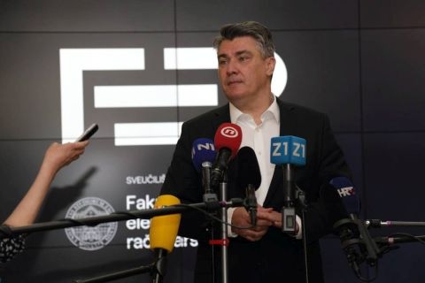 Predsjednik Milanović posjetio FER