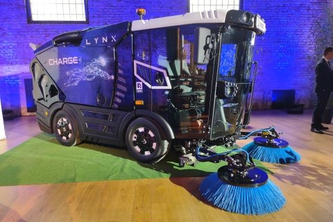 Predstavljen hrvatski električni kamion-čistač