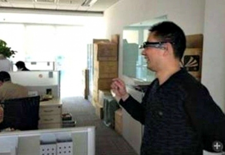 Google Glass dobio konkurenciju u Kini