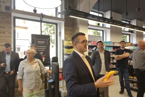 Prva trgovina bez blagajni u Jugoistočnoj Europi otvorena u Zagrebu | Tvrtke i tržišta | rep.hr