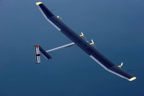 Solarni avion letio 24 sata