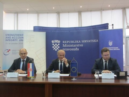 Nastavlja se skeniranje zemljišnih knjiga - projekt vrijedan 38 milijuna kuna