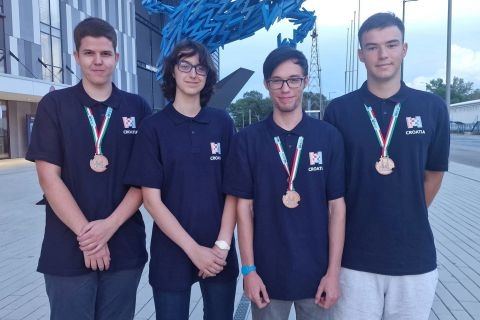 Hrvatskoj tri bronce na informatičkoj olimpijadi