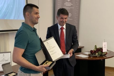 Osječki Barrage dobio plaketu Zlatna kuna